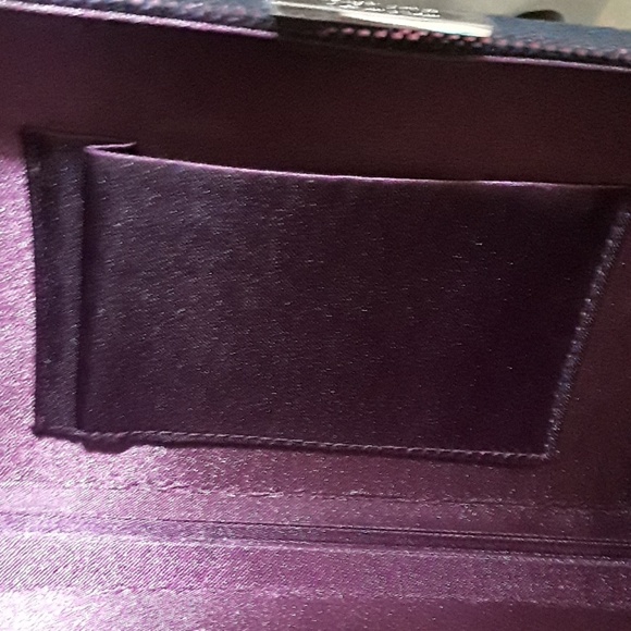 Purse - Picture 4 of 6